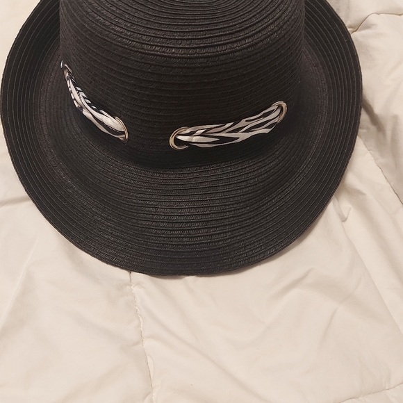 Nwot eby miami paper straw hat w trim 2 bowtie at back one size never worn black - Picture 7 of 8